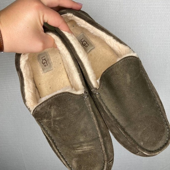 UGG| Green ASCOT SUEDE Moccasin Shoes 13 - Picture 3 of 5